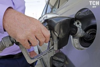 На автозаправках помітили ріст вартості бензину