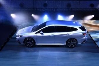 Новый универсал Subaru Levorg поймали «живьём»