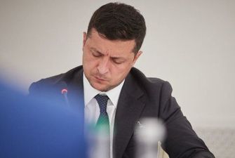 Зеленський підписав санкції проти Фукса та Фірташа: блокування активів, позбавлення державних нагород та інше