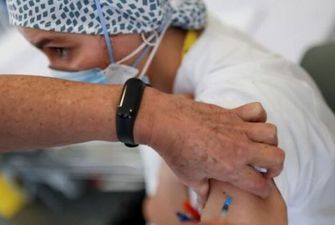 Кому вакцина от коронавируса ни к чему: выводы ученых об эффективности прививки