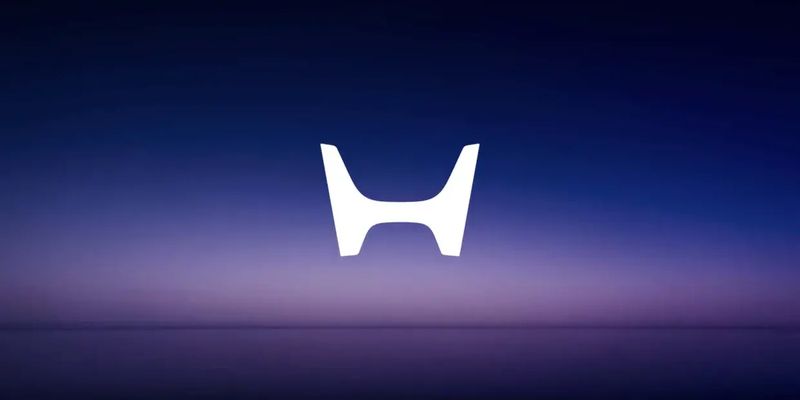 Электромобили Honda украсит новый ретро-логотип