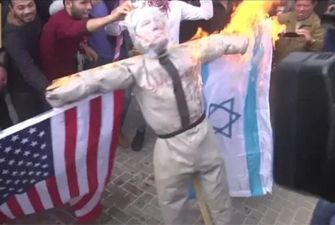 "Сделку века в мусор!" В Палестине сожгли "Трампа" и вышли на массовые протесты