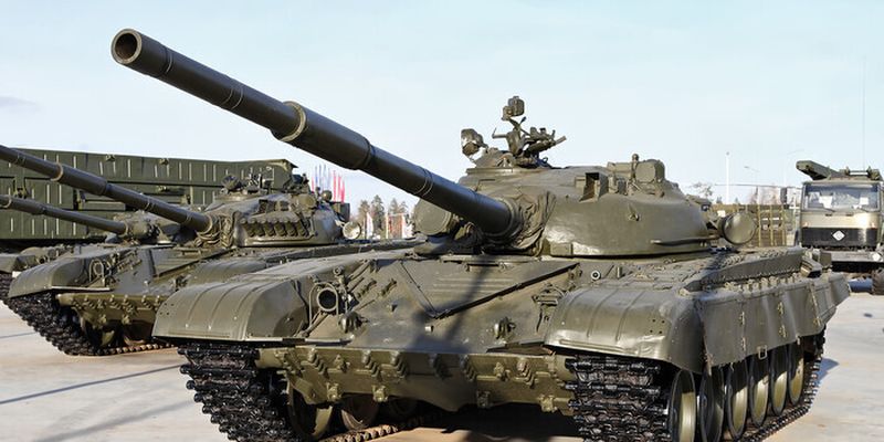 Словаччина готова передати Україні 30 танків Т-72