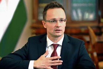 Венгрия не будет запрещать выдачу туристических виз россиянам – Сийярто