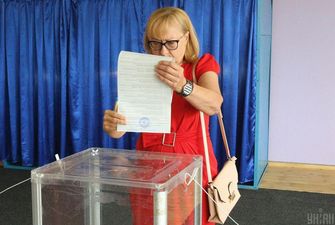 ОВК 94 округу, де балотуються Дубінський і Кононенко, несподівано замінила членів дільничних виборчкомів