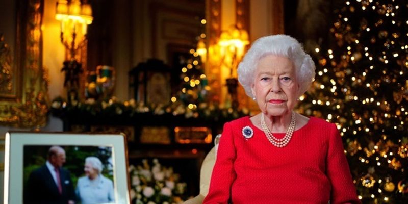 Елизавета II недовольна поздравлением принца Гарри и Меган Маркл – СМИ