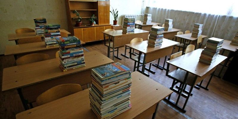 У МОН розповіли, скільки шкіл в Україні перевели на дистанційне начання