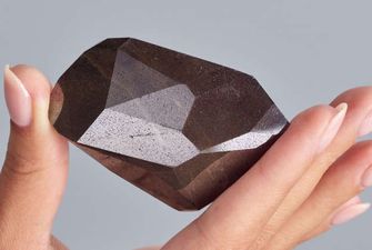 «Чорний діамант» загадкового походження виставлений на аукціон