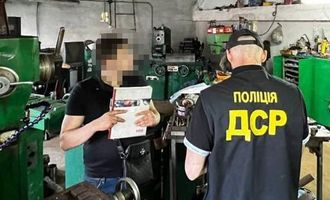Продавали военным: во Львове выявили производство некачественных глушителей к оружию