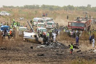В столице Нигерии упал военный самолет