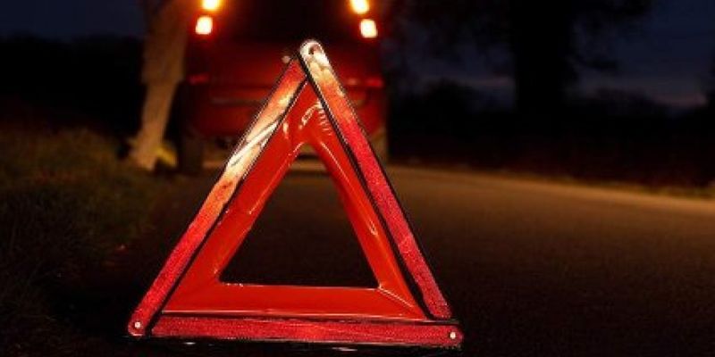 Hyundai, Peugeot, KIA: на шоссе в Харькове произошло тройное ДТП