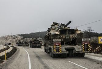 Турция перебрасывает 80 тысяч военных и технику на границу с Сирией