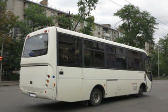 В Украине замечен редкий автобус уже несуществующей марки