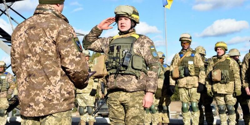 "Слави Україні" більше не буде? Українські військові отримали новий статут, що зміниться