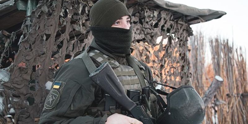 Нацгвардейцы задержали двух иностранцев на Донбассе