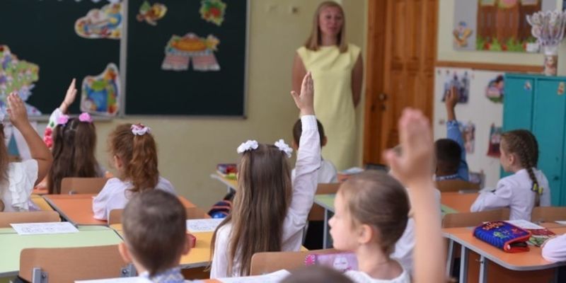 В школах Ривного не будет осенних каникул – их объединят с зимними