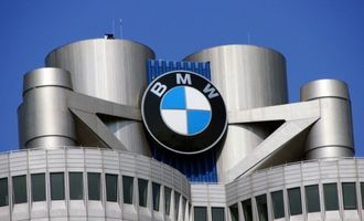 BMW отзывает из Китая более 142 тысяч авто