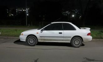 В Киеве замечена редкая Subaru Impreza