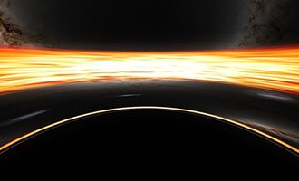 Полет в самое сердце черной дыры: в NASA показали, что находится за точкой невозврата