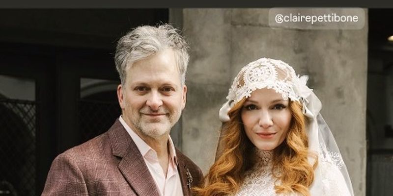 Звезда "Безумцев" Кристина Хендрикс показала первое фото со свадьбы