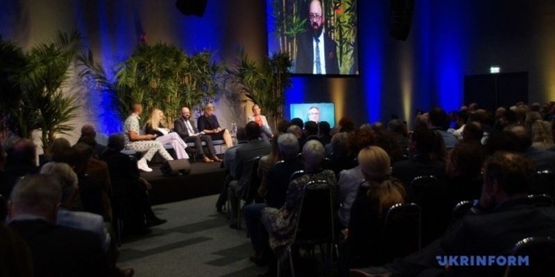 В Гааге стартовала конференция по вопросам восстановления Украины