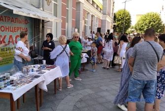 В Житомире проходит благотворительная акция в поддержку разрушенного военными рф лицея