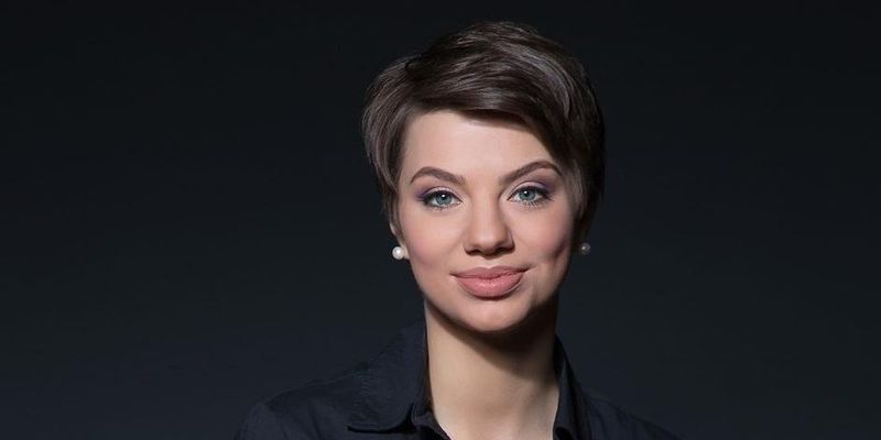 "F*ck you": піарниця, яка заробила на звіті для Кабміну, нецензурно відповіла на критику українців