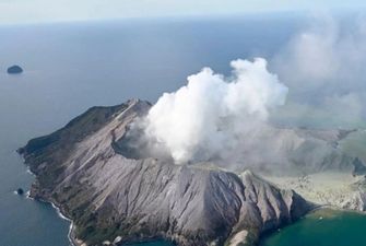 Новозеландские военные репатриируют шесть тел с вулканического острова