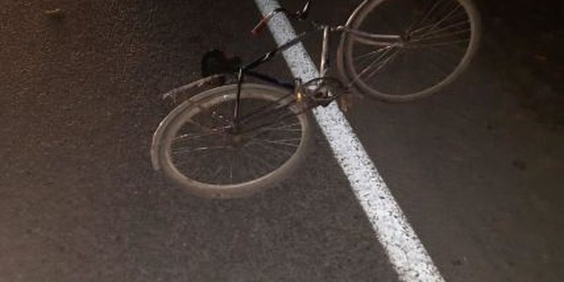 Погиб на месте аварии: во Львовской области ВАЗ сбил насмерть велосипедиста