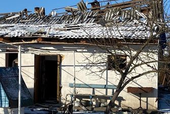 Вражеская бомба разрушила поселок на Киевщине: погибла девушка