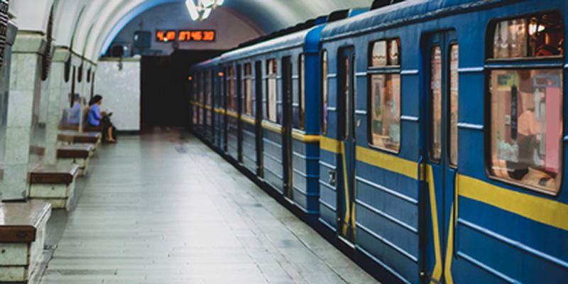 График работы метро и скоростного трамвая в Киеве: все подробности