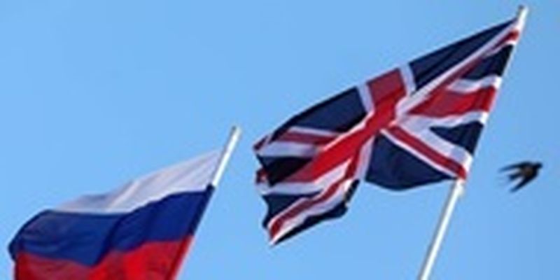 РФ в ответ на санкции запретила въезд ряду британских политиков