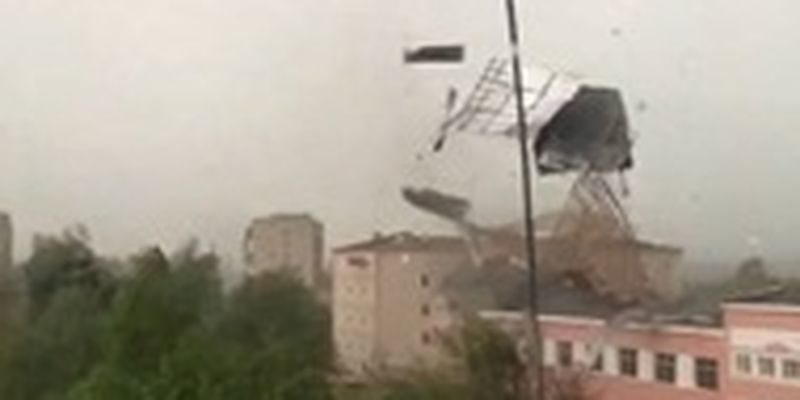 По четырем регионам Украины пронесся ураган