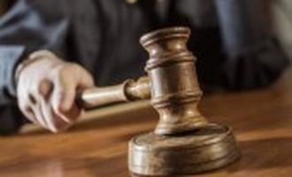 Столичний суд арештував підозрюваного у зґвалтуванні малолітньої падчерки