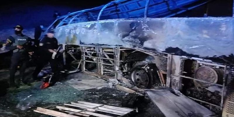 В Египте сгорел автобус с пассажирами