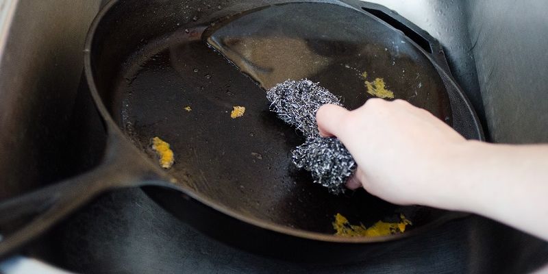 Как НЕ испортить свою кухонную посуду: советы для домохозяек