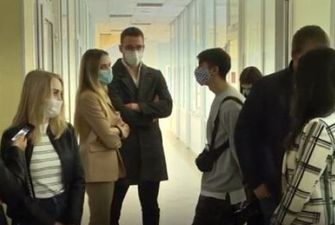 "Боимся!" В Одессе студенты выступили против очного обучения