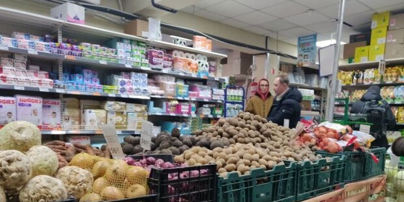 Свекла, капуста и картофель: что происходит с ценами на овощи "борщевого набора"