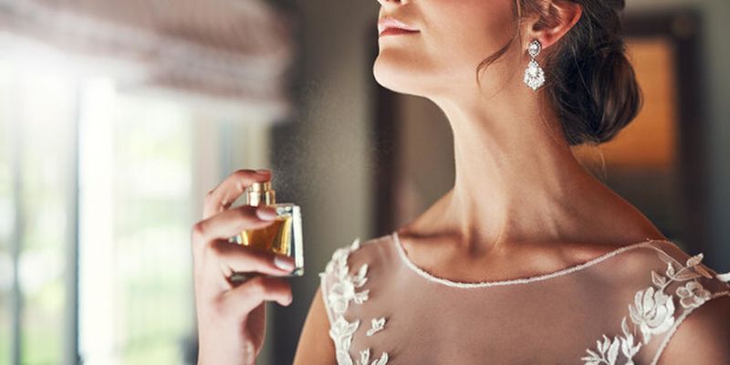 Как правильно выбрать парфюм для свадьбы: 7 главных секретов