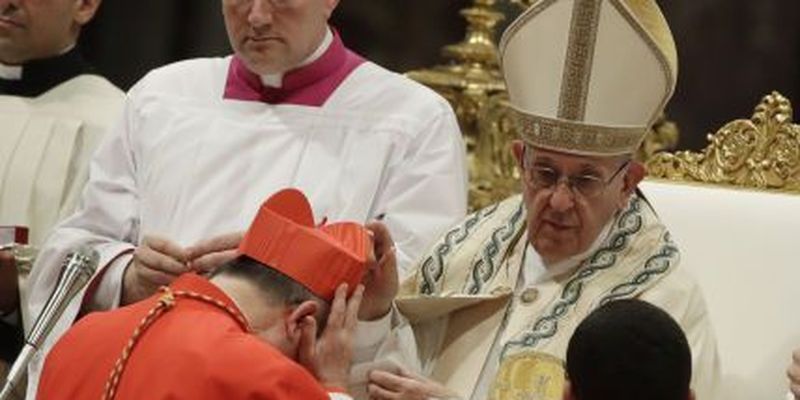 Суд в Ватикане заслушал запись тайного разговора Папы Римского с обвиняемым в коррупции кардиналом