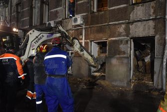 Пожежа у коледжі Одеси: кількість загиблих зросла