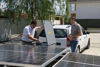 У Вінниці інженери створили мобільну сонячну електростанцію для ЗСУ