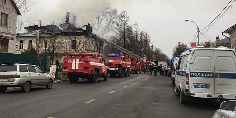 "Совсем крохи": в России заживо сгорели пятеро детей