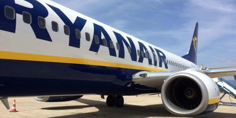 Суд в Іспанії визнав незаконною політику Ryanair щодо ручної поклажі