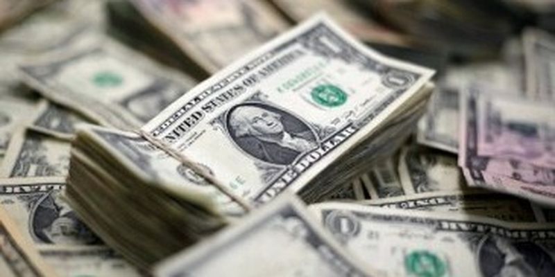 НБУ возобновил продажу валюты на межбанке
