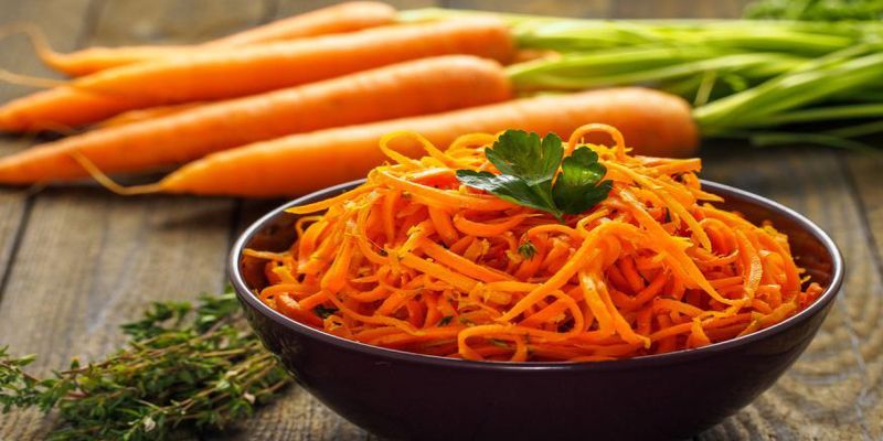 Пикантная морковка по-корейски за 15 минут: проверенный рецепт любимой закуски/Простой способ приготовления оригинального угощения