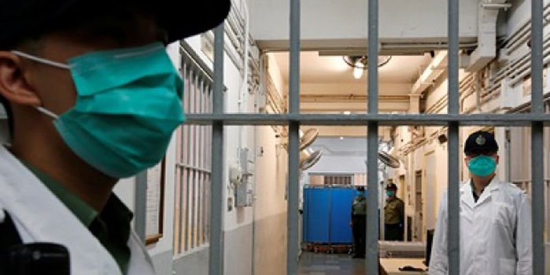 Коронавирус проник в тюрьмы: инфицировано 500 человек
