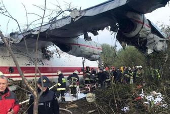 У лікарні залишаються двоє постраждалих у авіакатастрофі Ан-12 поблизу Львова