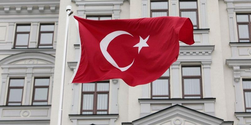 Количество компаний, открытых россиянами в Турции, за год выросло в восемь раз - Bloomberg