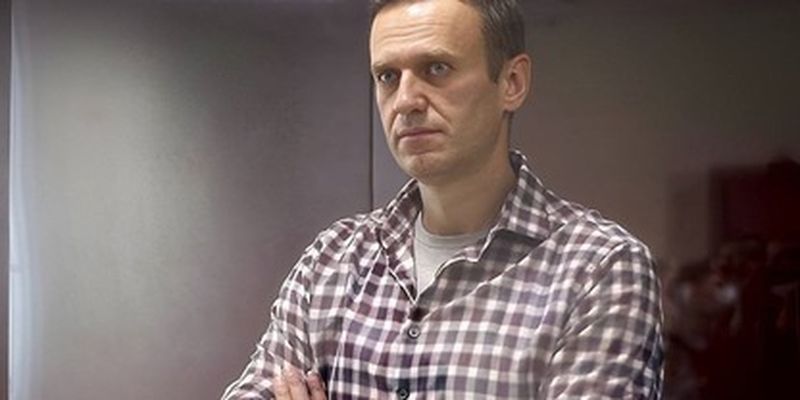 Навального травили с августа: новые подробности смерти политика